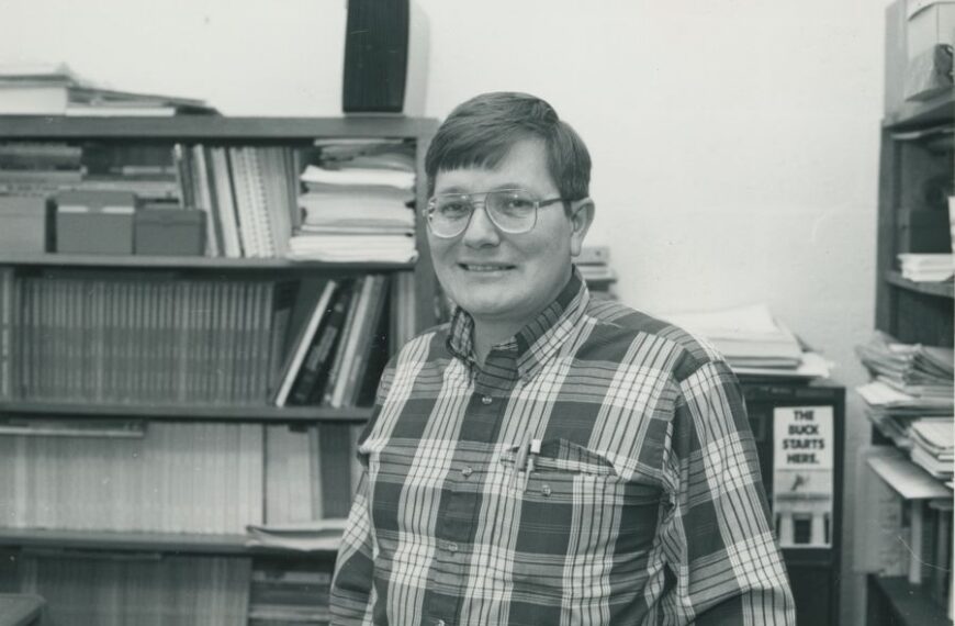 Dr. Jim Eaton